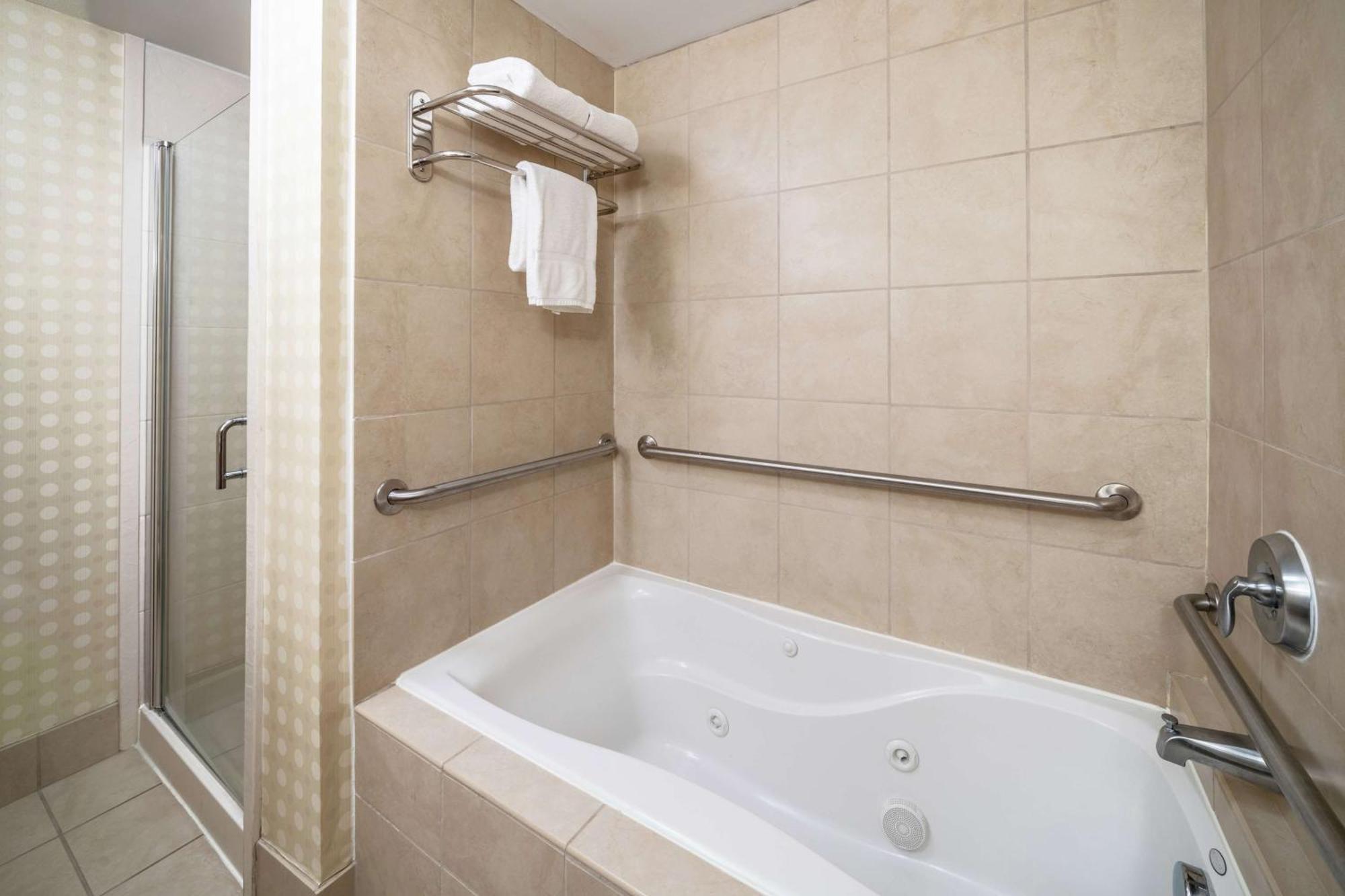 Hilton Garden Inn Morgantown Kültér fotó