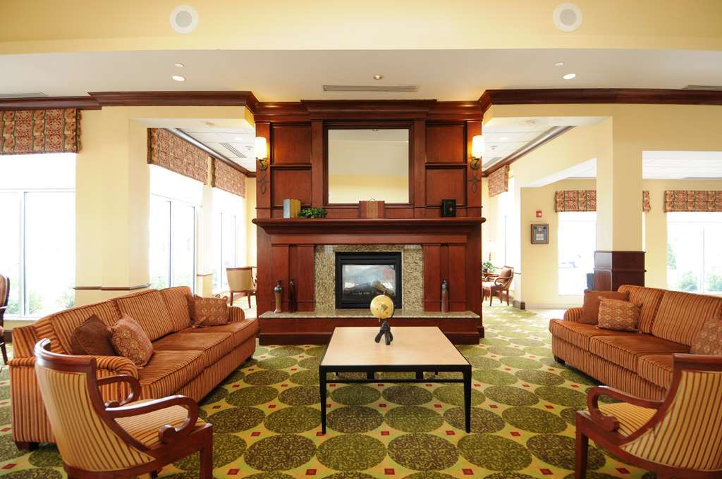 Hilton Garden Inn Morgantown Beltér fotó